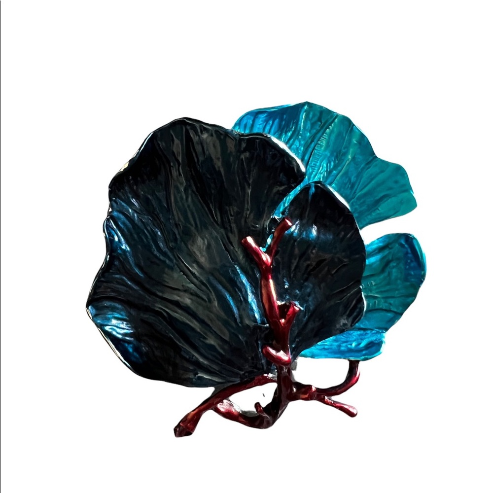 Big Leaves Brooches